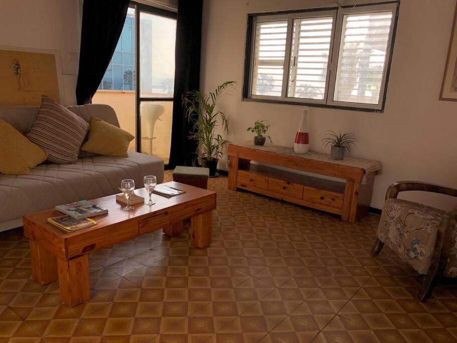 Entire Apartment Facing The Sea Tel Aviv-Jaffa Exterior foto